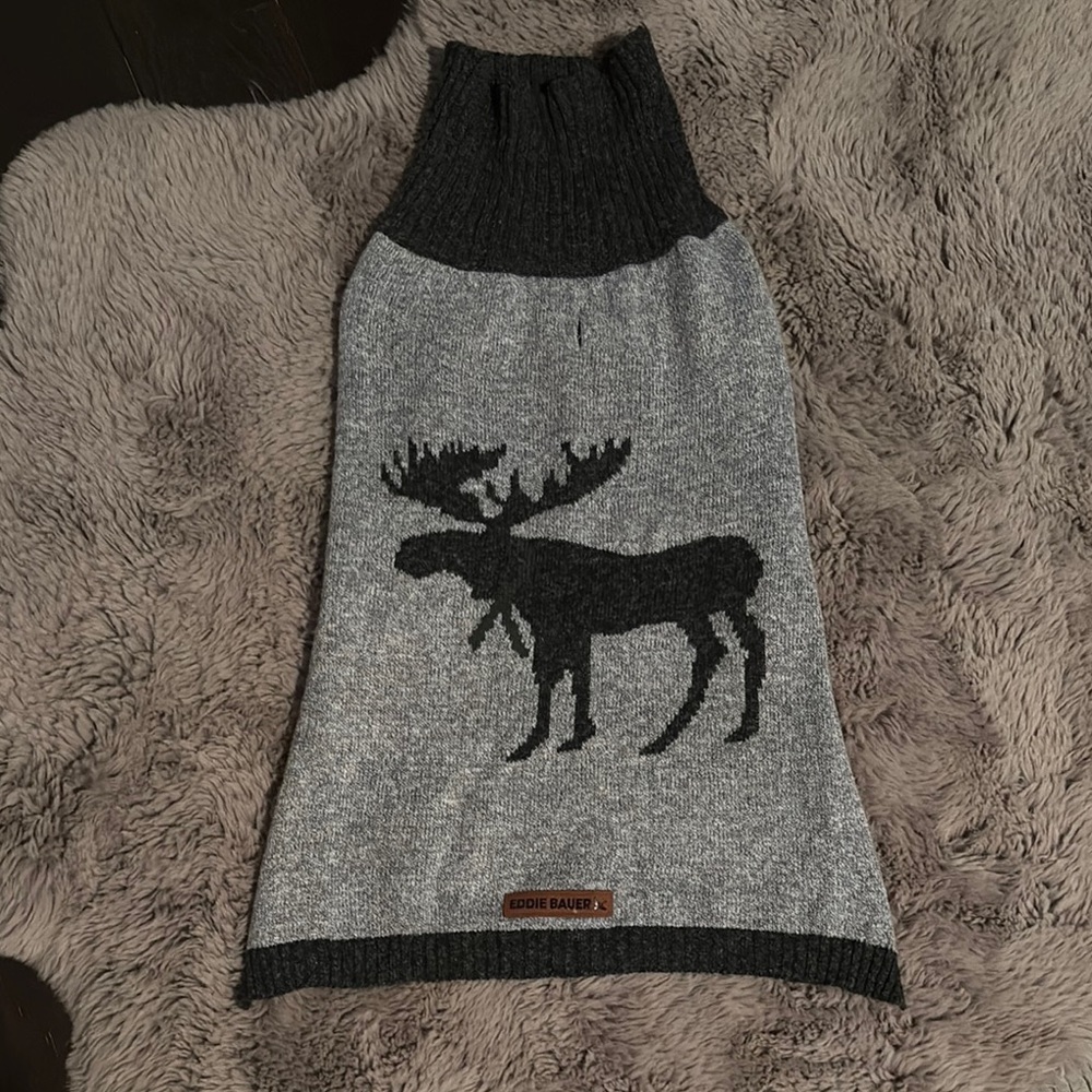 Turtle neck dog sweater. Grey/dark grey. Lightly used before my pup outgrew it.